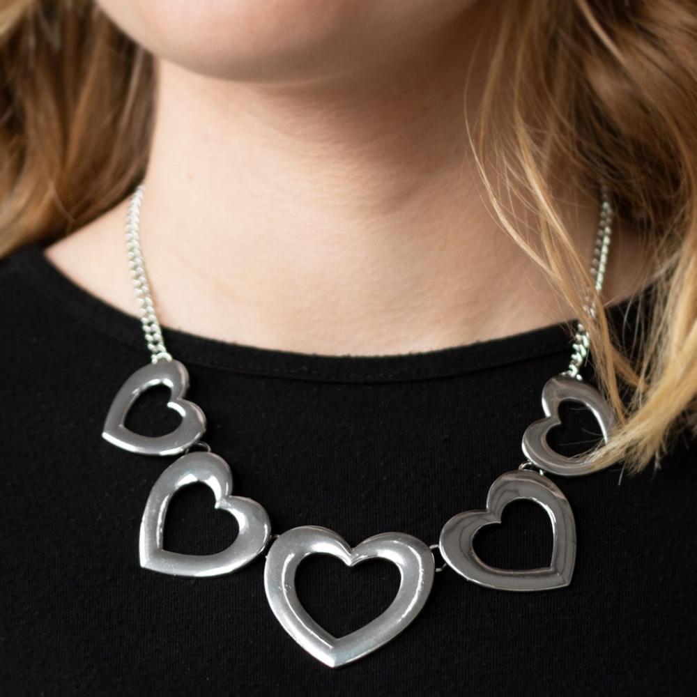 "Hearty Hearts" - Glistening Silver Heart Necklace